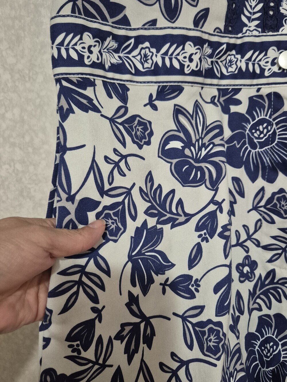 Baltic Born Navy and White Floral V-Neck Short Romper..Size:XL - Picture 7 of 16